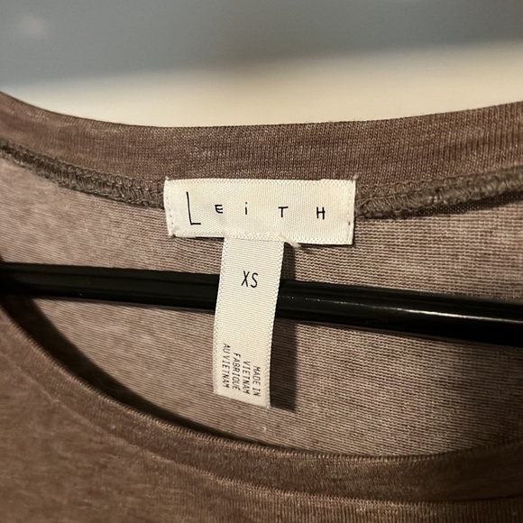 Gorgeous Simple Dress - Picture 3 of 6